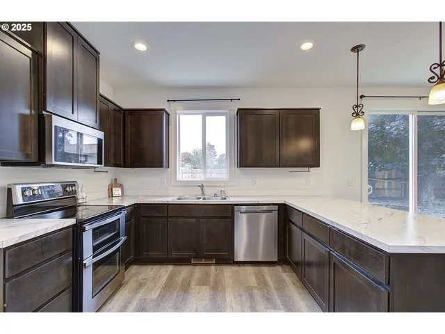 $650,000 | 508 Northeast 127th Street, Vancouver, WA 98685