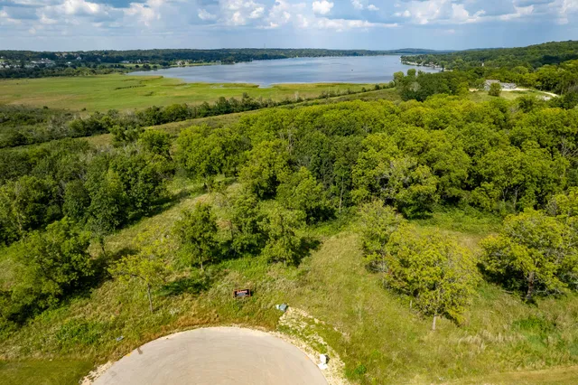 $299,000 | Lt10 Lakeview Gln Drive, Geneva, WI 53147
