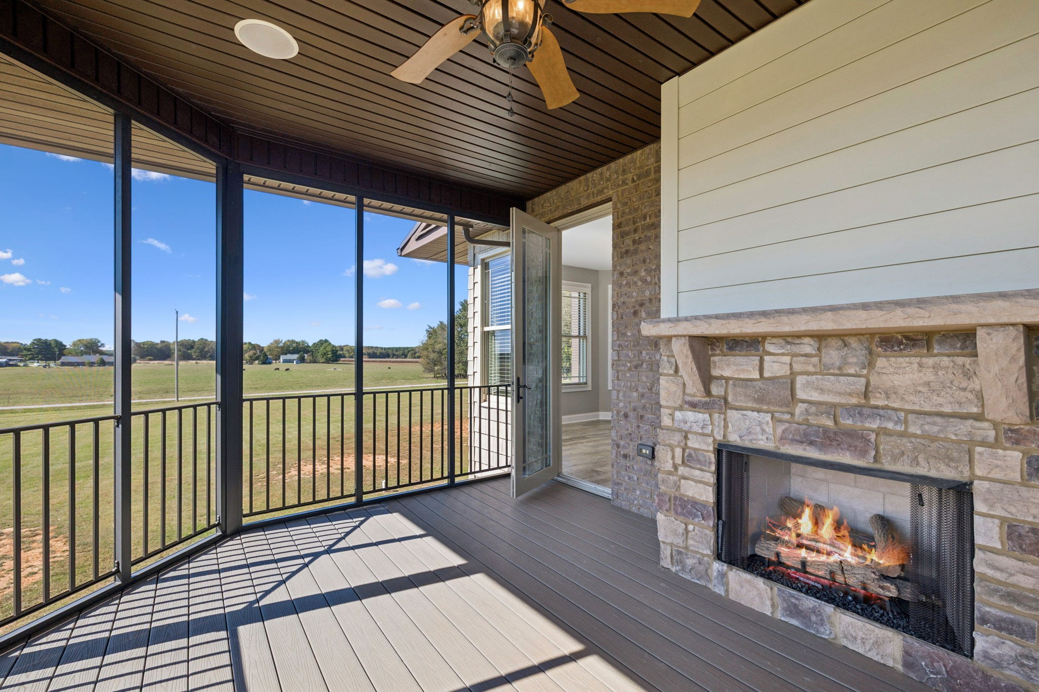 105 Barbara Spears Road Morrison, TN 37357 - Photo 14 of 55 a view of fireplace with wooden floor