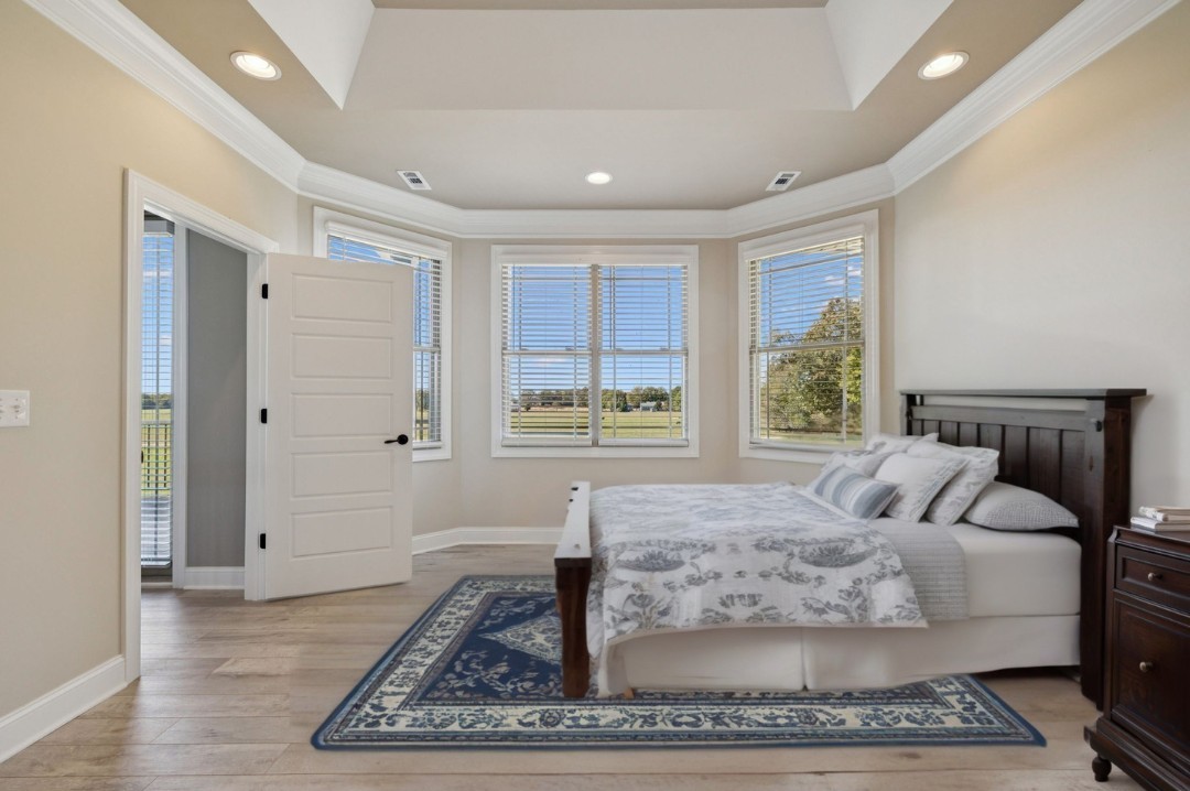 105 Barbara Spears Road Morrison, TN 37357 - Photo 22 of 55 a living room with furniture and a rug