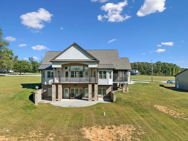 $930,000 | 105 Barbara Spears Road, Morrison, TN 37357