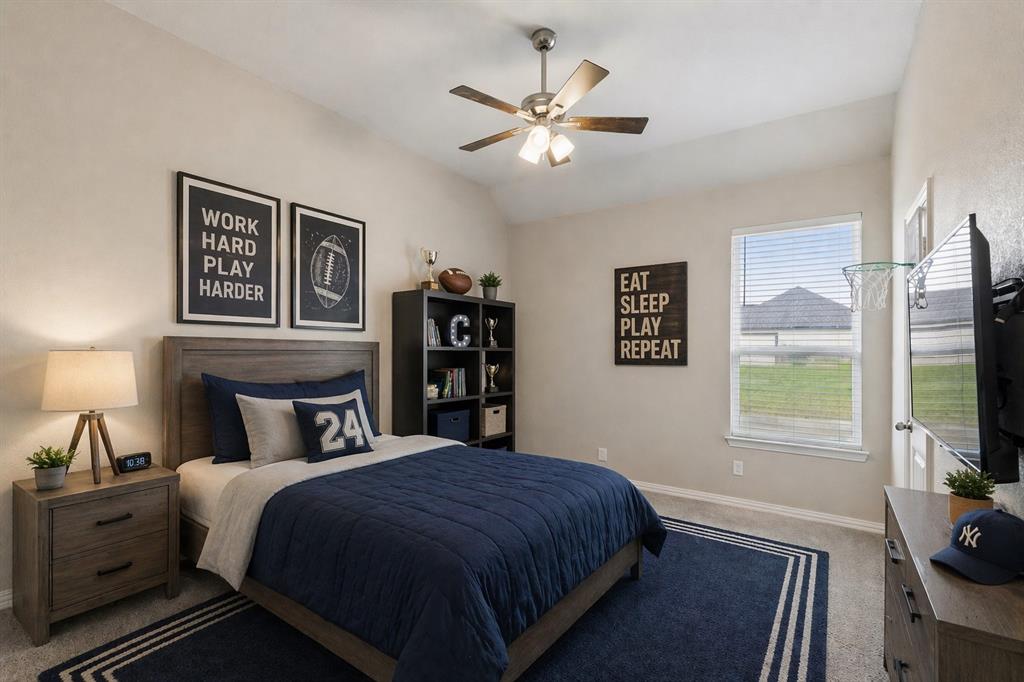 2016 Pebblegate Road Weatherford, TX 76085 - Photo 17 of 28 **VIRTUALLY STAGED**