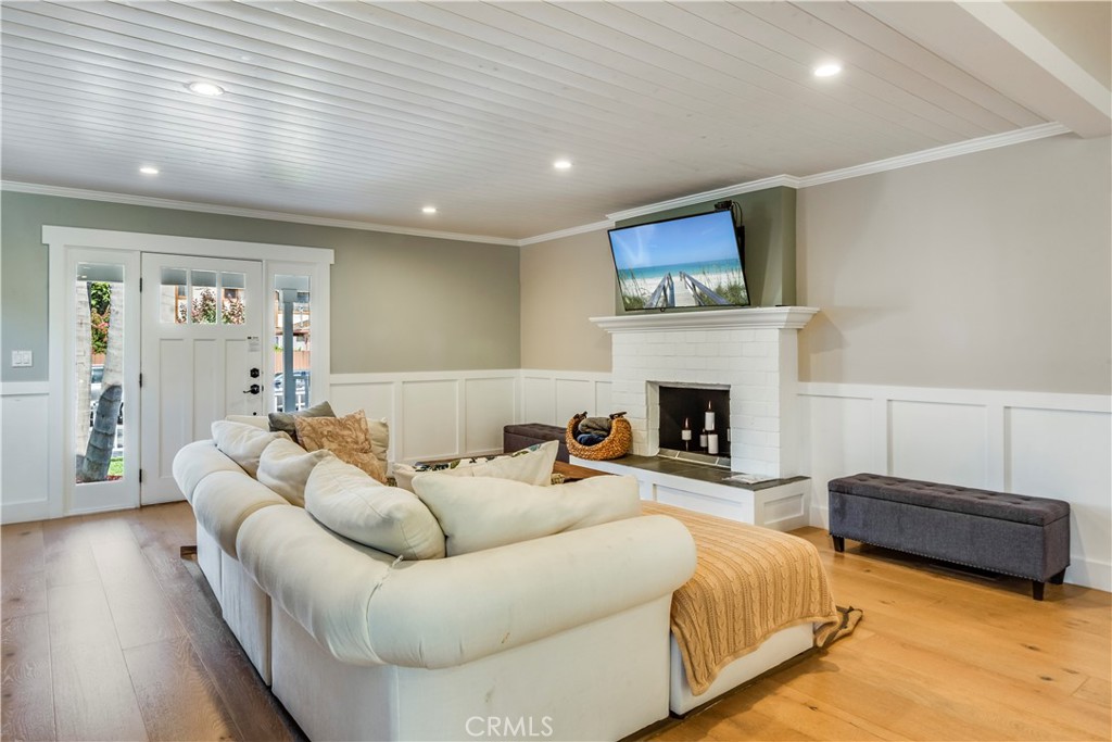 2505 Vail Avenue Redondo Beach, CA 90278 - Photo 19 of 41 a living room with furniture and a fireplace