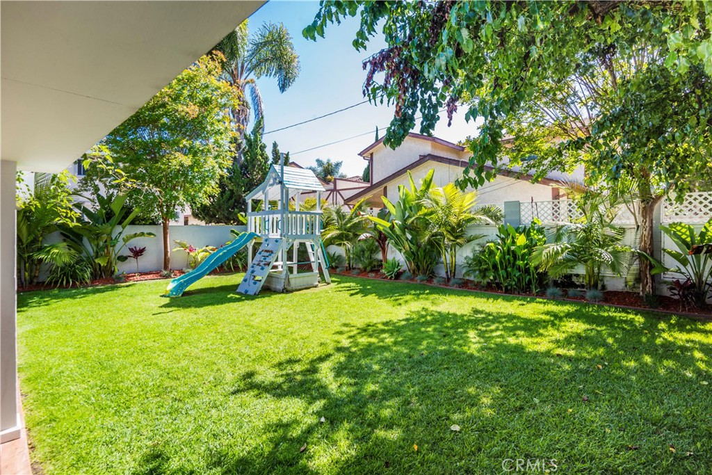 2505 Vail Avenue Redondo Beach, CA 90278 - Photo 40 of 41 a view of a park with a slide