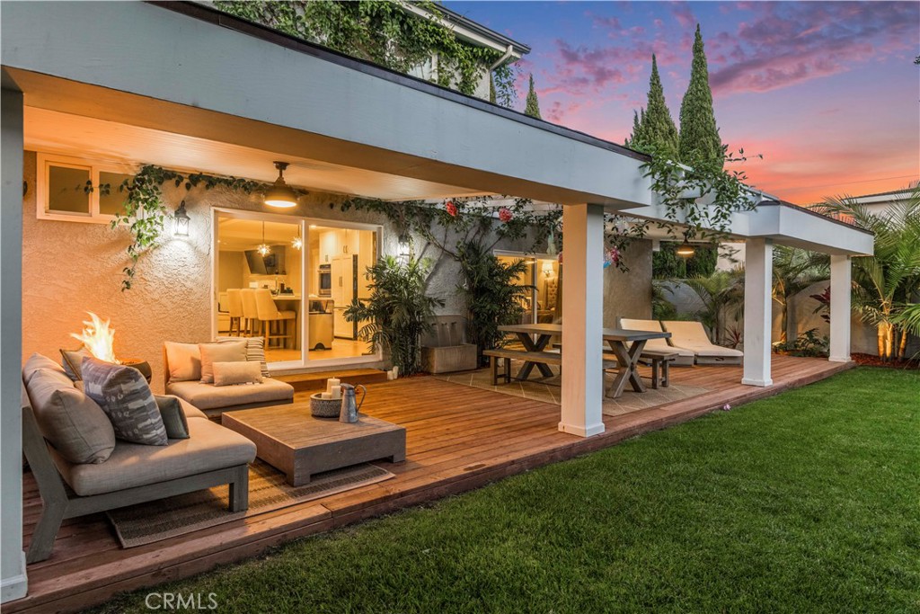 2505 Vail Avenue Redondo Beach, CA 90278 - Photo 8 of 41 a outdoor living space with furniture and a garden