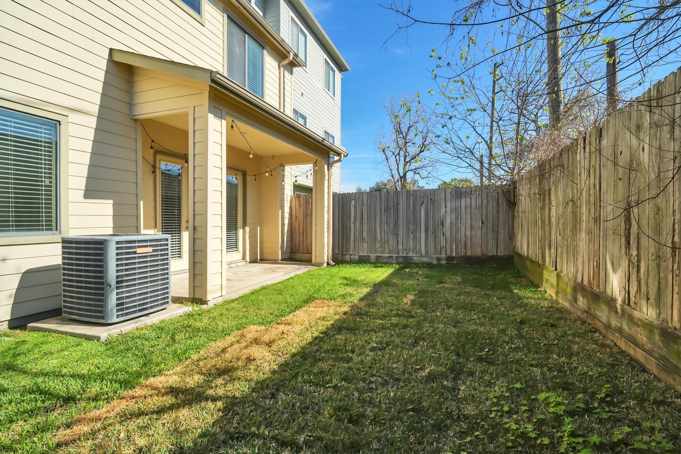 9405 Blalock Tree Court Houston, TX 77080 - Photo 39 of 39 a view of a back yard of the house
