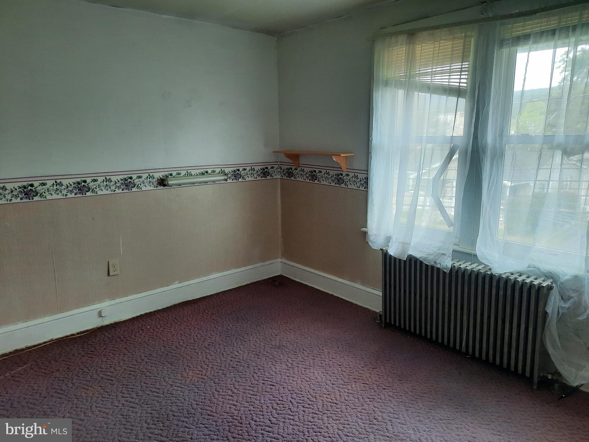 52 East Line Street Tremont, PA 17981 - Photo 5 of 10