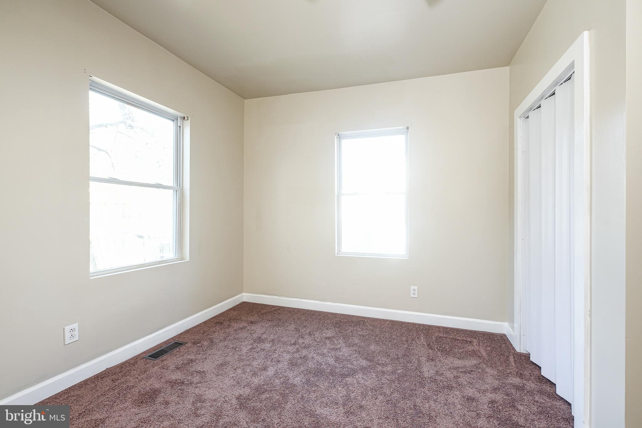 226 East Gibbsboro Road Lindenwold, NJ 08021 - Photo 19 of 25