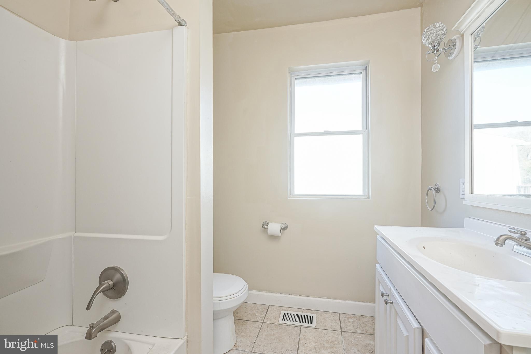 226 East Gibbsboro Road Lindenwold, NJ 08021 - Photo 21 of 25