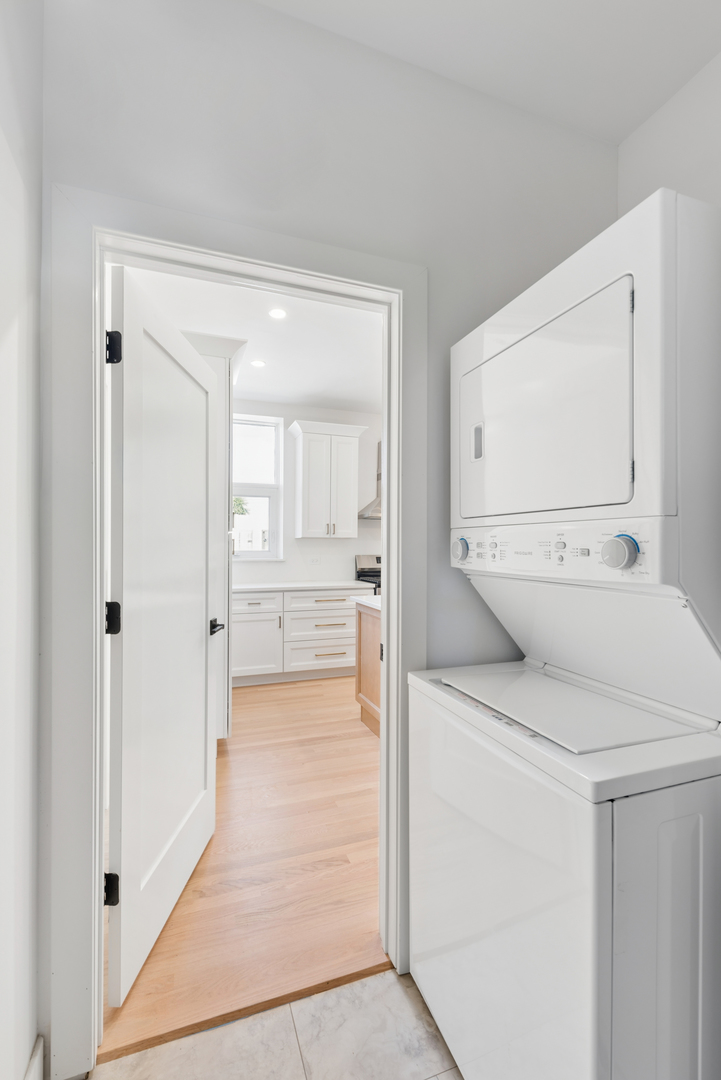 848 West George Street, Unit 3 Chicago, IL 60657 - Photo 18 of 19