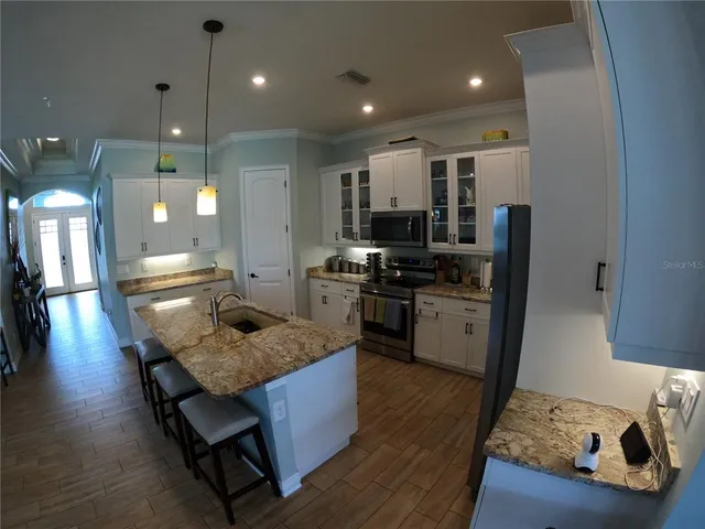 $560,000 | 6619 35th Court East, Sarasota, FL 34243