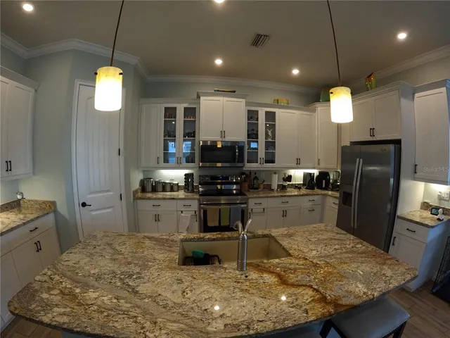 $560,000 | 6619 35th Court East, Sarasota, FL 34243