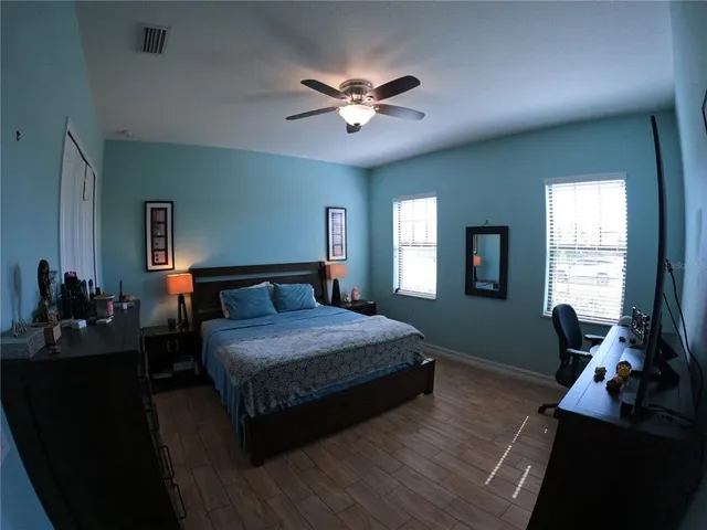 $560,000 | 6619 35th Court East, Sarasota, FL 34243