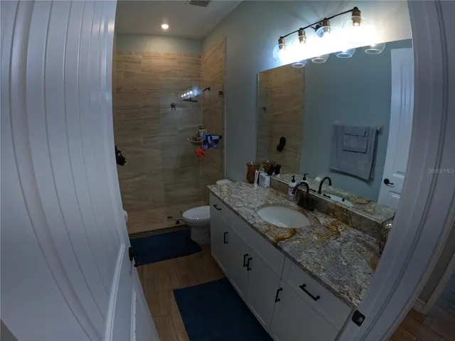 $560,000 | 6619 35th Court East, Sarasota, FL 34243