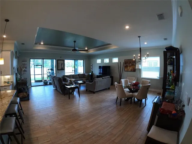 $560,000 | 6619 35th Court East, Sarasota, FL 34243