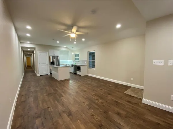 $1,595 | 804 North Broughton Street, Unit 804, Sherman, TX 75090