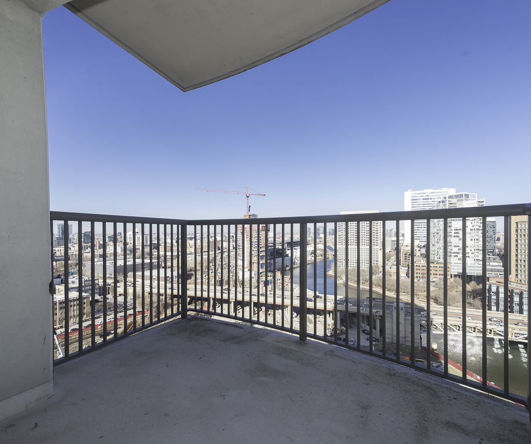 501 North Clinton Street, Unit 1807 Chicago, IL 60654 - Photo 16 of 21