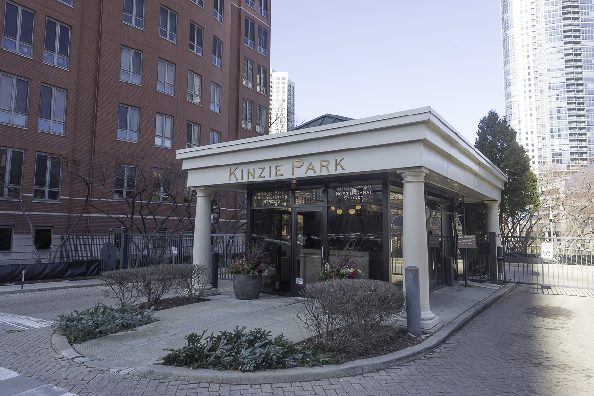 501 North Clinton Street, Unit 1807 Chicago, IL 60654 - Photo 2 of 21