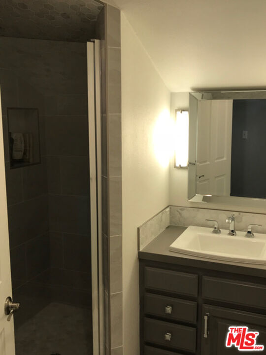 24317 Bridle Trail Road, Unit A Hidden Hills, CA 91302 - Photo 10 of 10