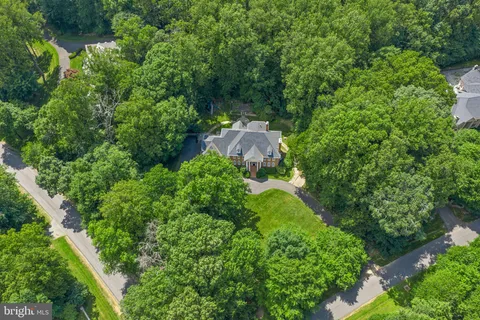 $2,550,000 | 190 Falcon Ridge Road, Great Falls, VA 22066
