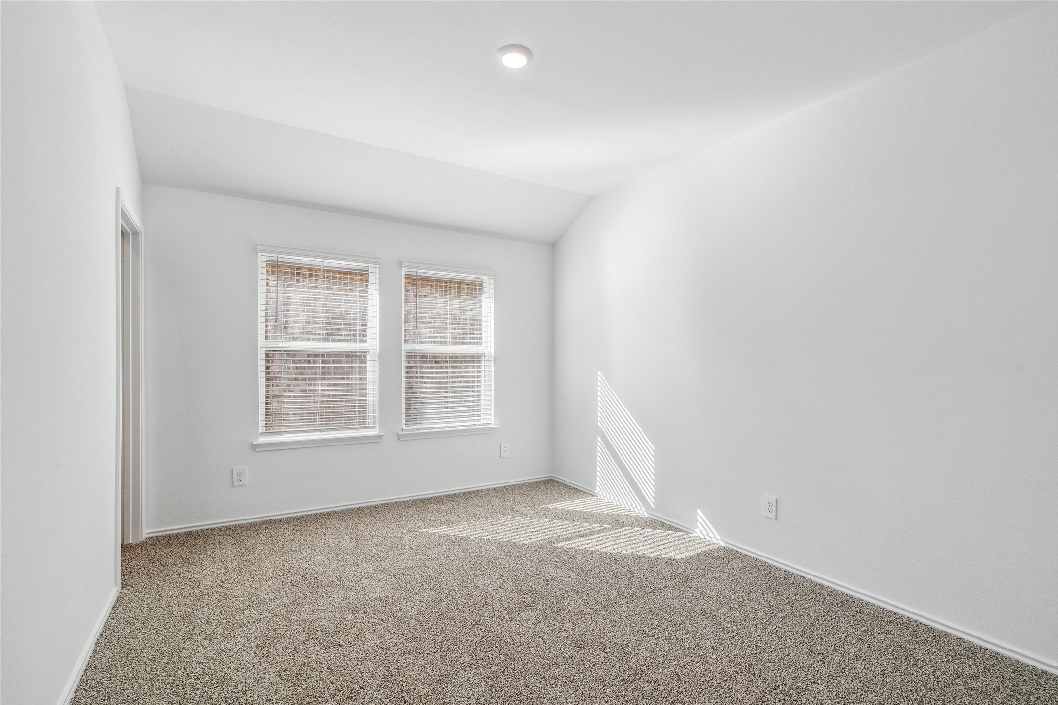 5930 Hampton Valley Dr Spring Spring, TX 77373 - Photo 16 of 35 an empty room with a window