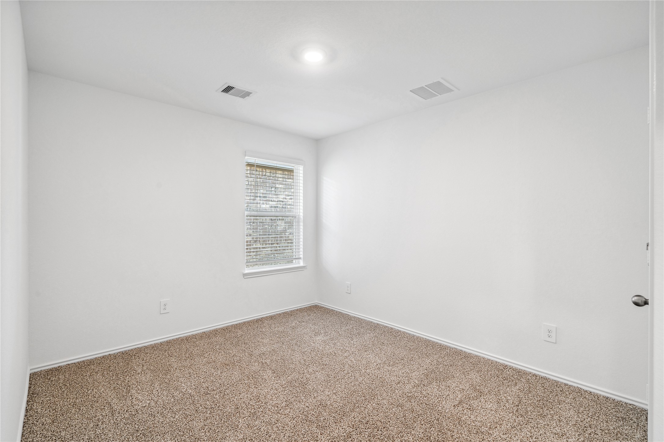 5930 Hampton Valley Dr Spring Spring, TX 77373 - Photo 22 of 35 an empty room with a window