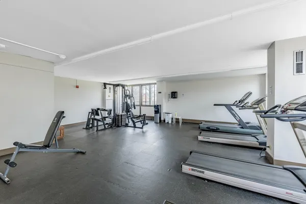$58,000 | 4850 South Lake Park Avenue, Unit 2111, Chicago, IL 60615