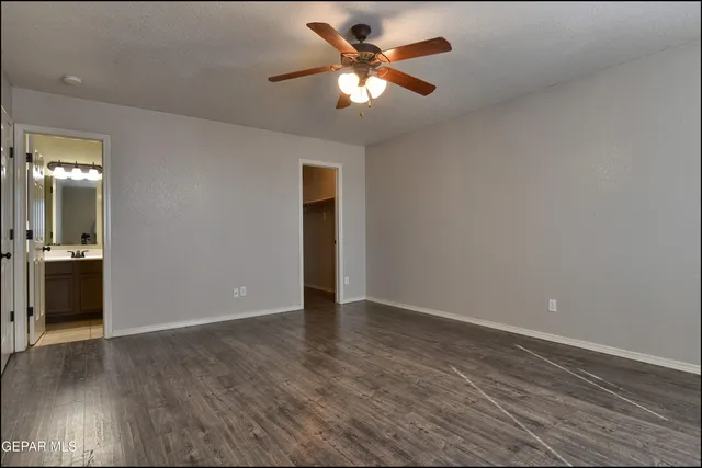 an empty room with an entryway