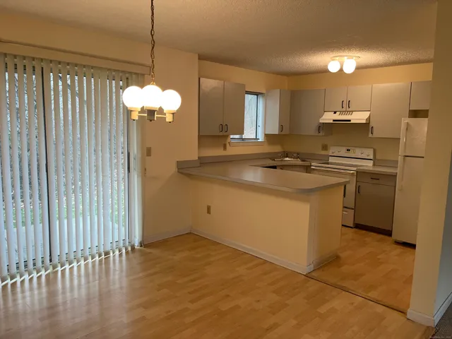 $169,900 | 925 Oronoke Road, Unit 34G, Waterbury, CT 06708