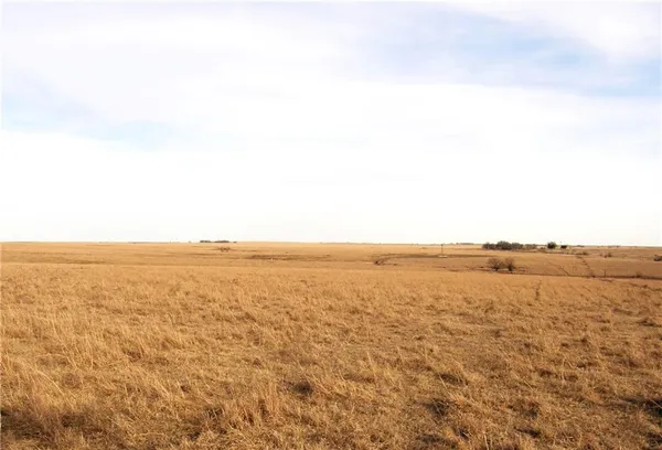 $560,000 | 100 G Road, Cedar Point, KS 66843