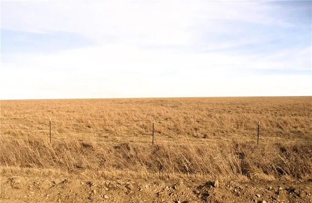 $560,000 | 100 G Road, Cedar Point, KS 66843