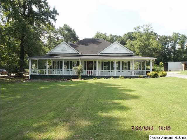 228 20th Street Oneonta, AL 35121 - Photo 1 of 25