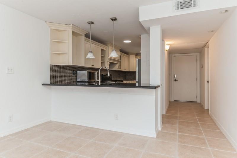 9 Royal Palm Way, Unit 206 Boca Raton, FL 33432 - Photo 9 of 18 Snack Counter