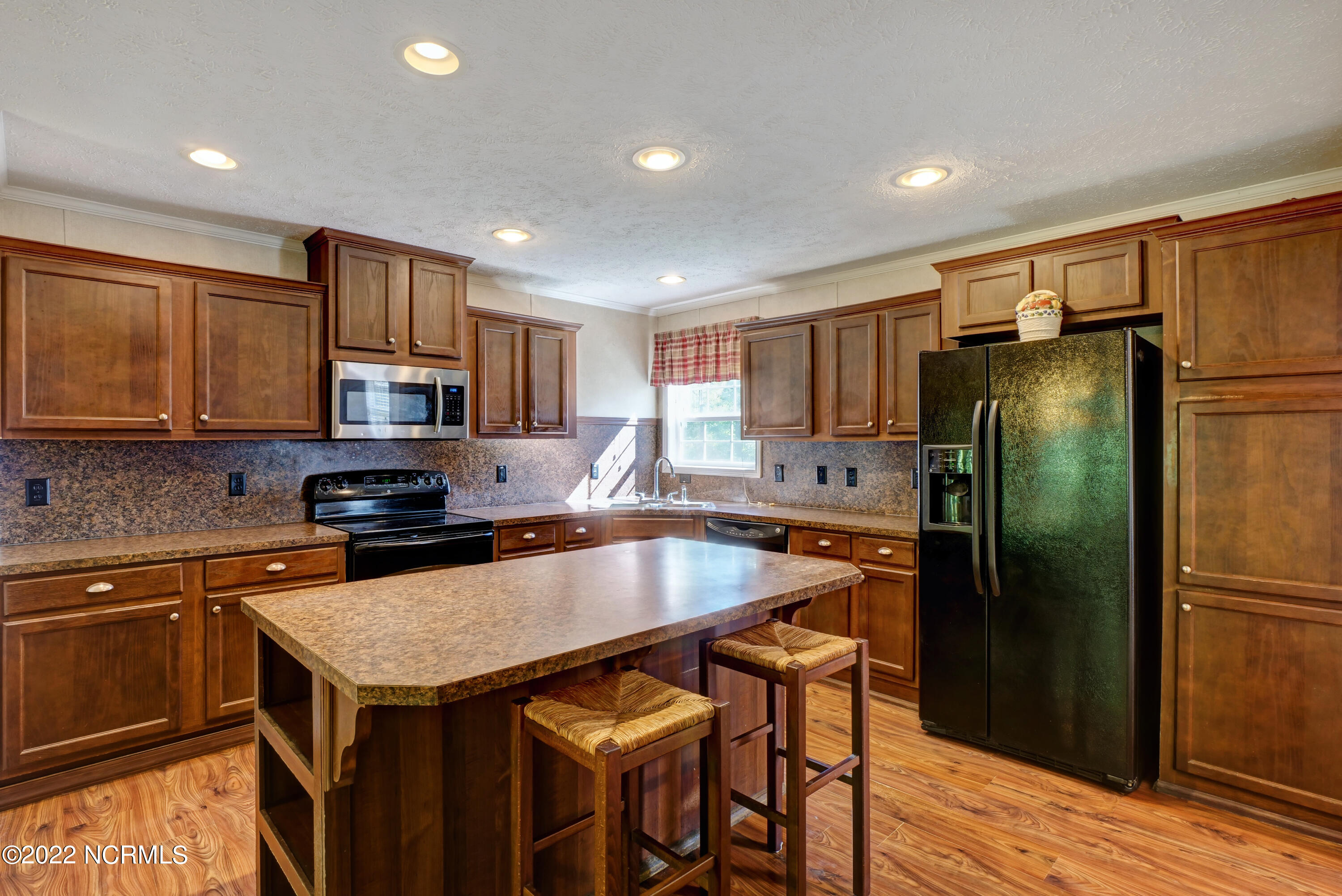 130 Silance Road Jacksonville, NC 28540 - Photo 5 of 28 4