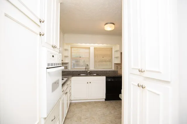 $169,900 | 2014 Airport Thruway, Columbus, GA 31904