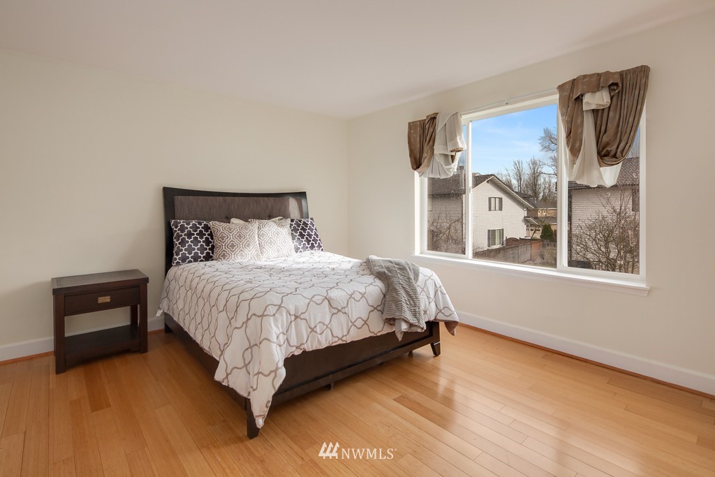 4101 Northeast 7th Street Renton, WA 98059 - Photo 14 of 16
