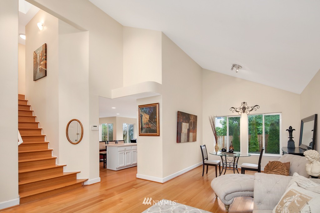 4101 Northeast 7th Street Renton, WA 98059 - Photo 5 of 16