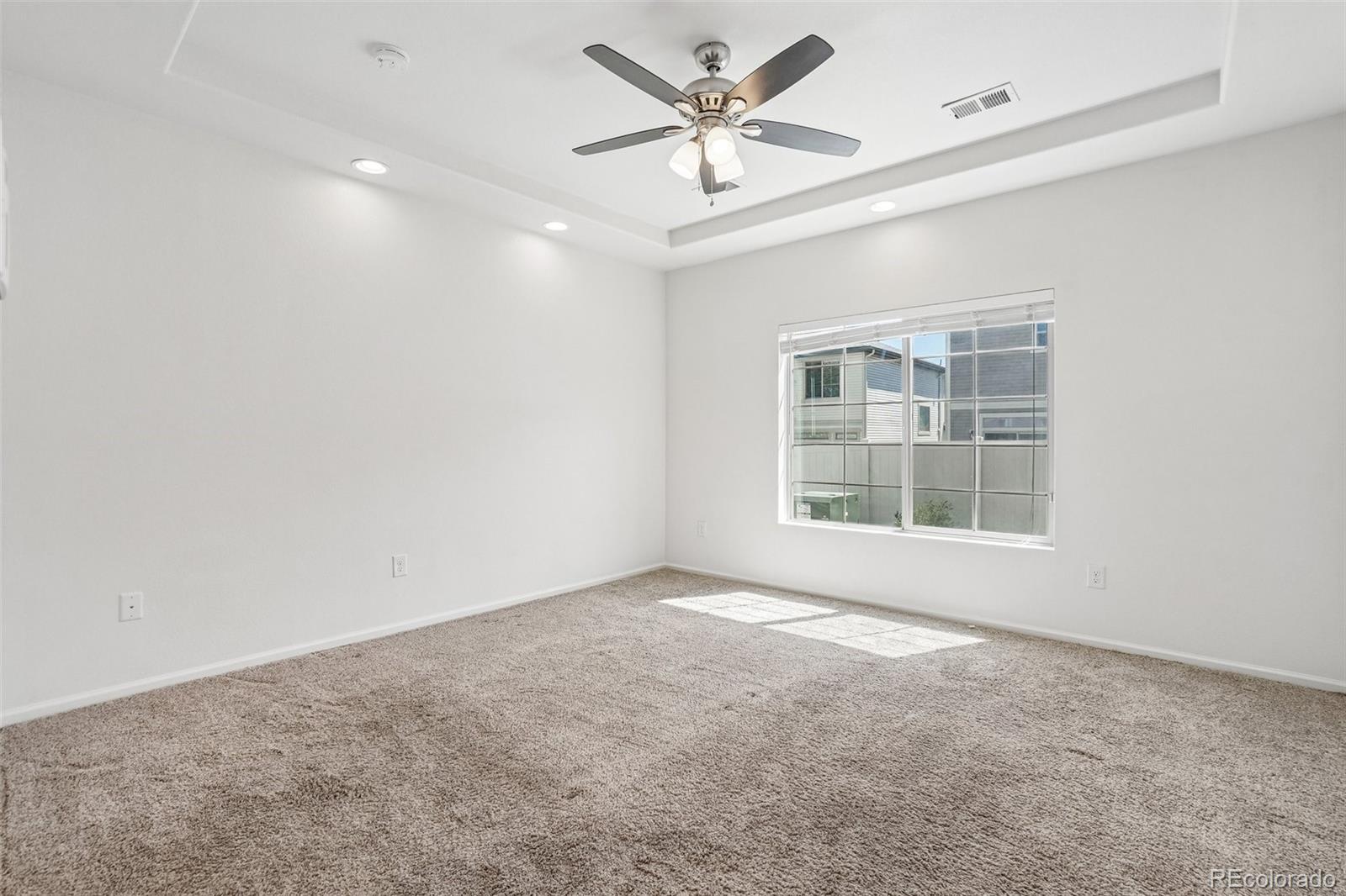 4466 Telluride Court Denver, CO 80249 - Photo 12 of 33