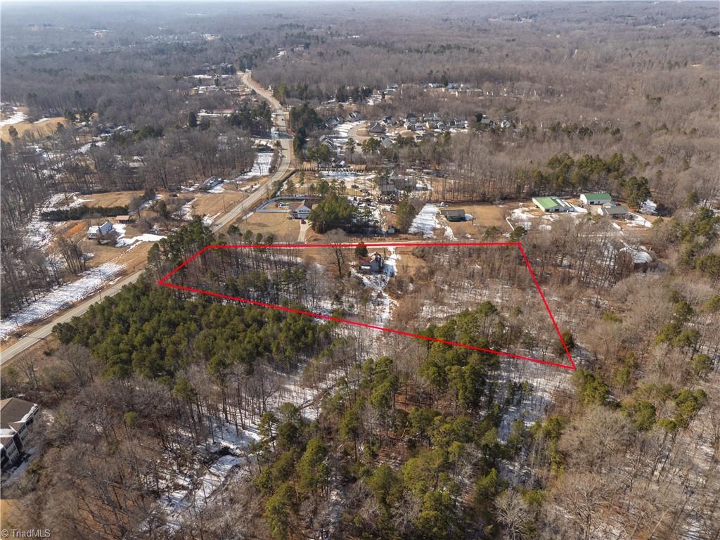 164 Mae Kennedy Road Thomasville, NC 27360 - Photo 5 of 12