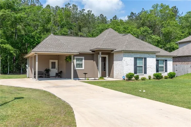 $238,000 | 18203 Fox Hollow Loop, Hammond, LA 70401