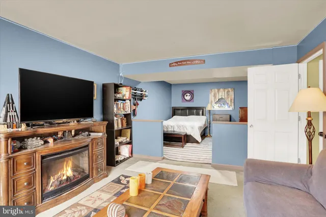 $350,000 | 201 Overview Circle West, Red Lion, PA 17356