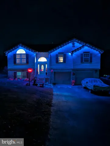 $350,000 | 201 Overview Circle West, Red Lion, PA 17356