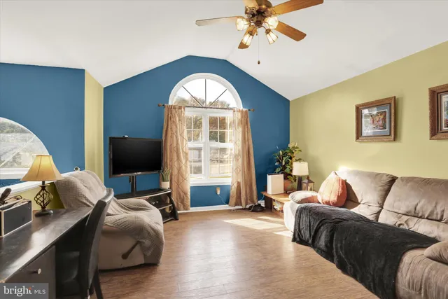 $350,000 | 201 Overview Circle West, Red Lion, PA 17356