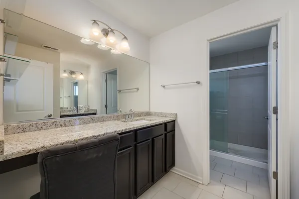 $450,000 | 2368 North Brett Lane, Palatine, IL 60074