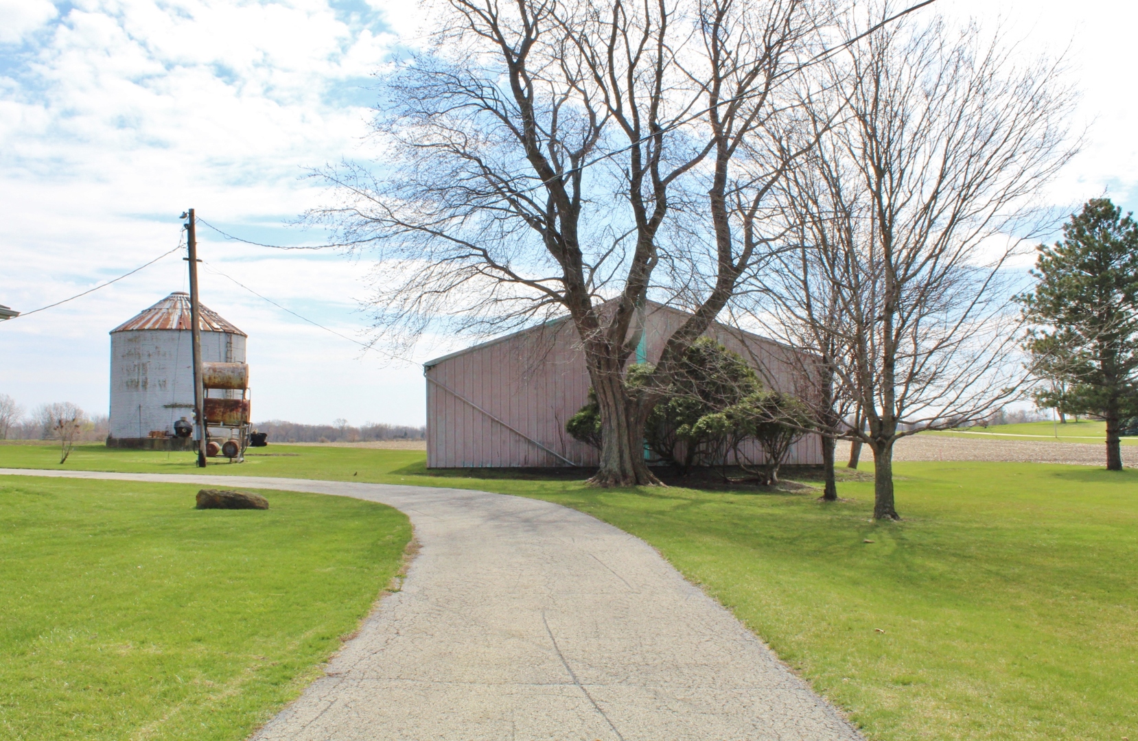 2706 North 2850th Road Marseilles, IL 61341 - Photo 3 of 35 Gallery Image 3