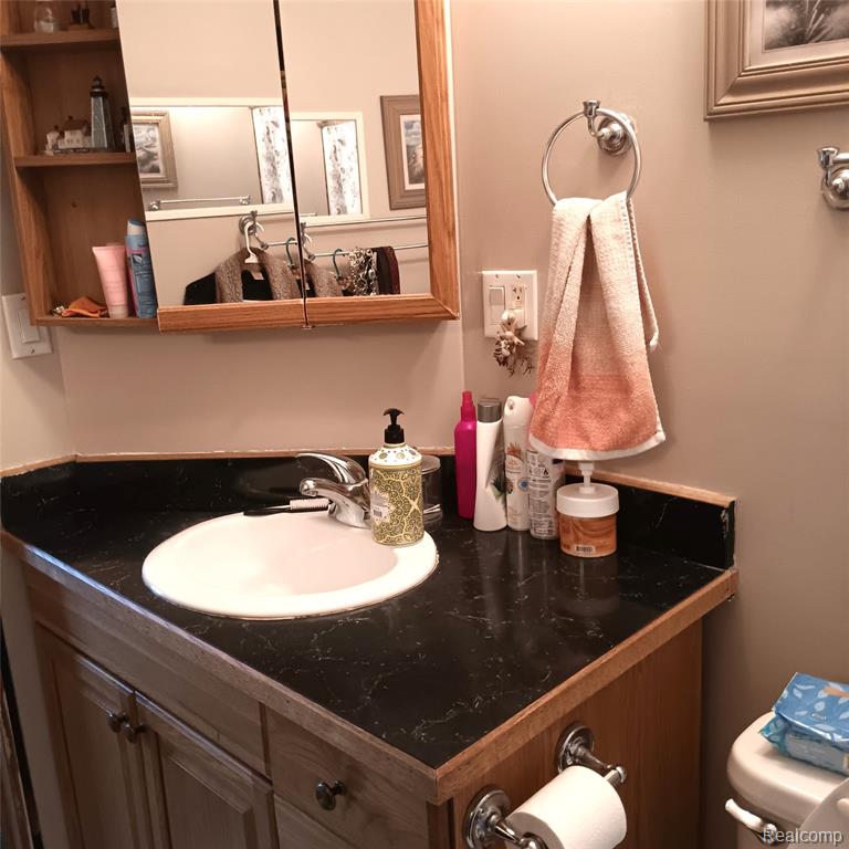 3739 North Main Street Akron, MI 48701 - Photo 19 of 31