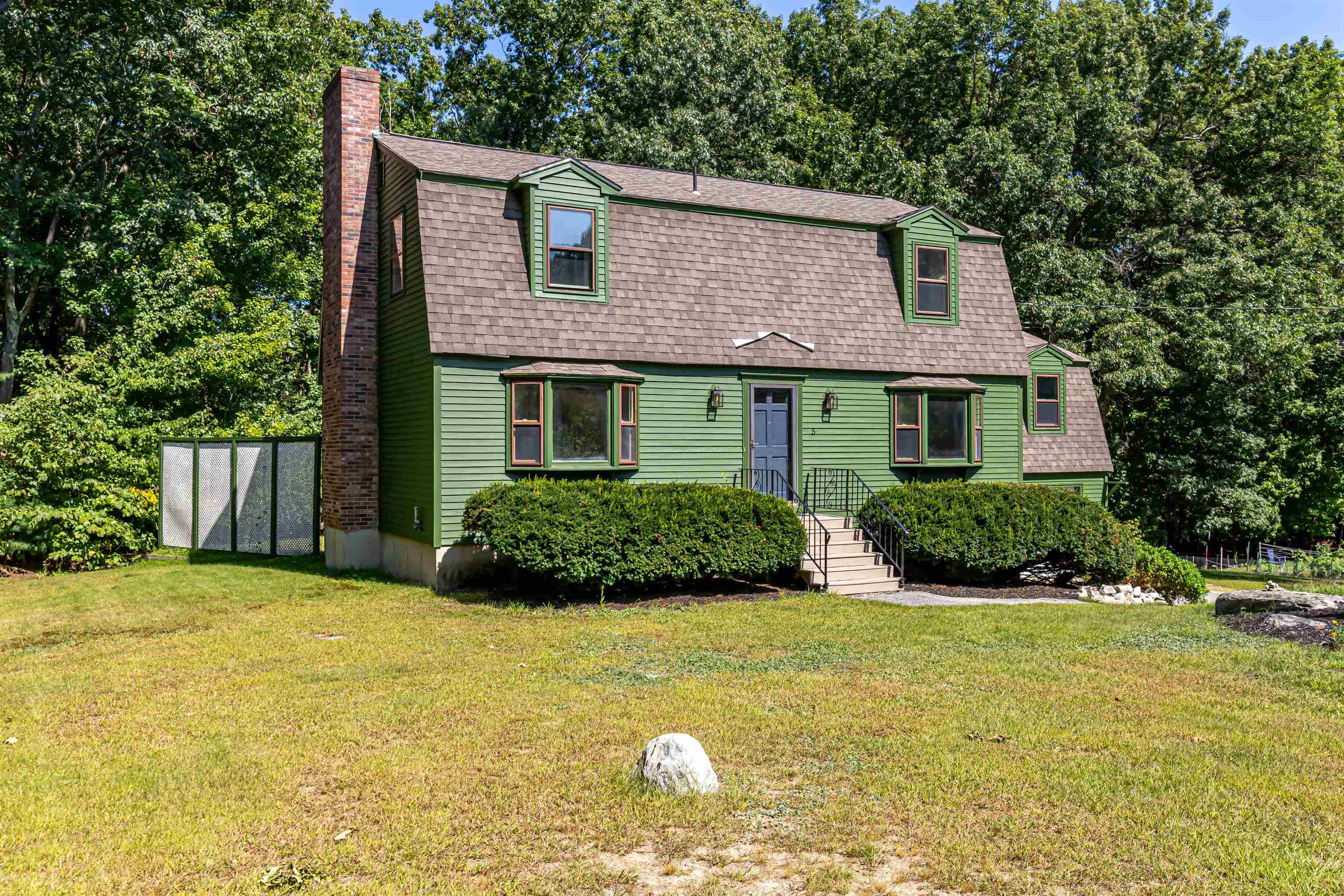 5 Debbie Terrace Derry, NH 03038 - Photo 24 of 52