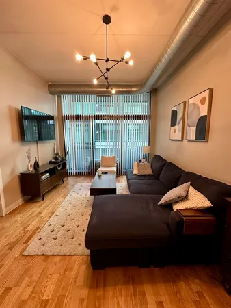 $3,050 | 660 West Wayman Street, Unit 507, Chicago, IL 60661