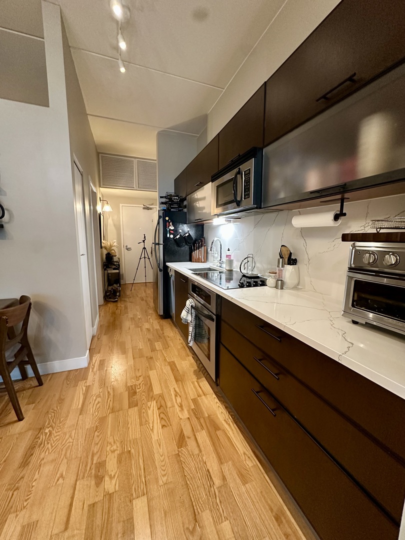 660 West Wayman Street, Unit 507 Chicago, IL 60661 - Photo 22 of 53