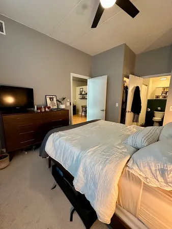 $3,050 | 660 West Wayman Street, Unit 507, Chicago, IL 60661